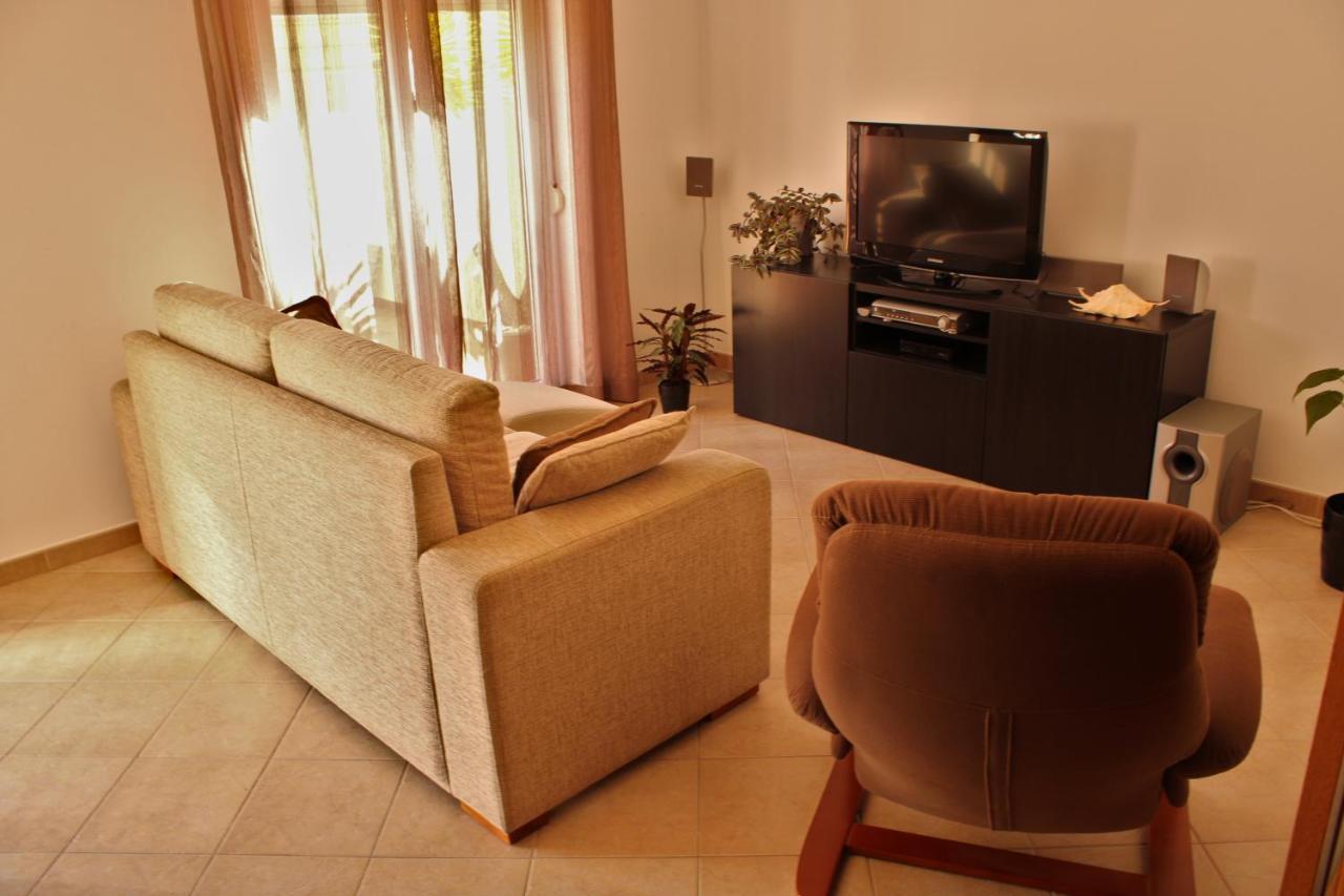 Villa Grillohouse à Lourinhã Extérieur photo
