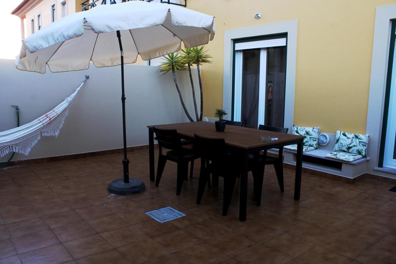 Villa Grillohouse à Lourinhã Extérieur photo